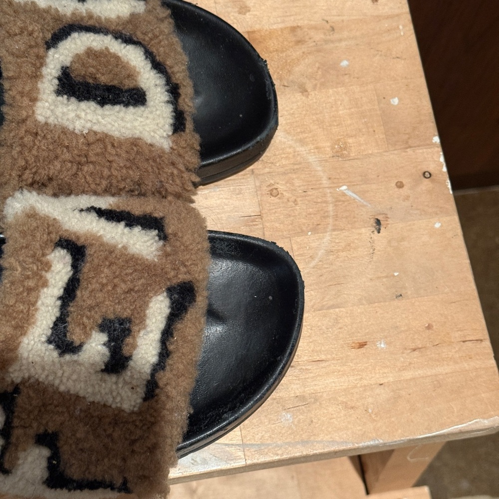 Fendi Shearling Slides - Picture 3 of 6